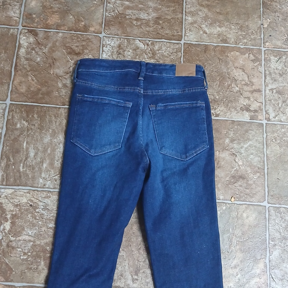 EUC Aeropostale Super High Rise Ripped Jeggings Size 4R - Picture 6 of 7